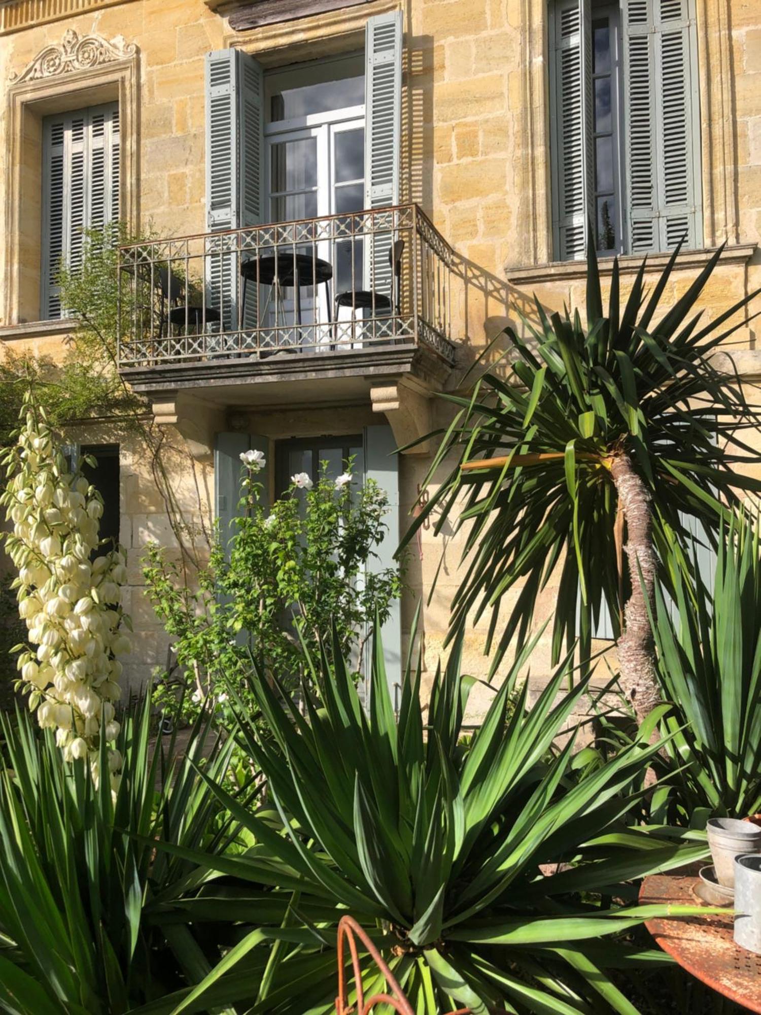 Songes Au Lit Du Fleuve Bed and Breakfast Cambes  Exteriör bild