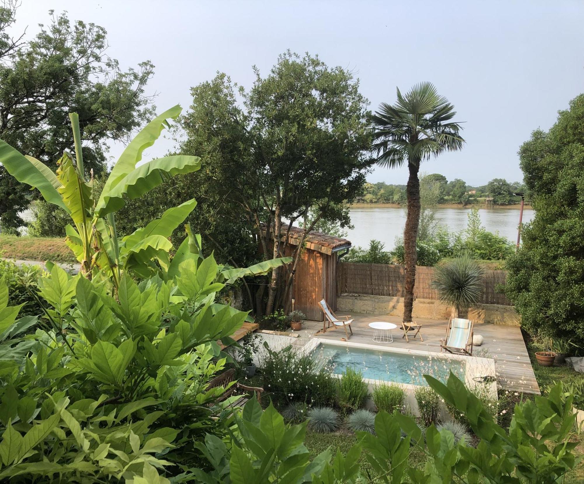Songes Au Lit Du Fleuve Bed and Breakfast Cambes  Exteriör bild