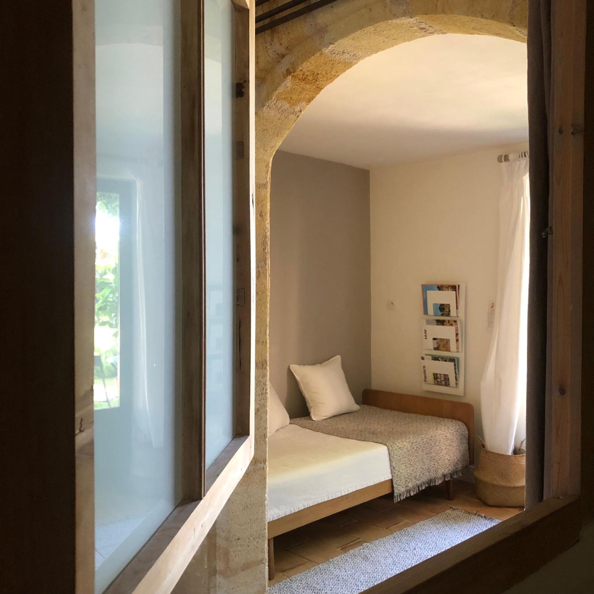 Songes Au Lit Du Fleuve Bed and Breakfast Cambes  Exteriör bild